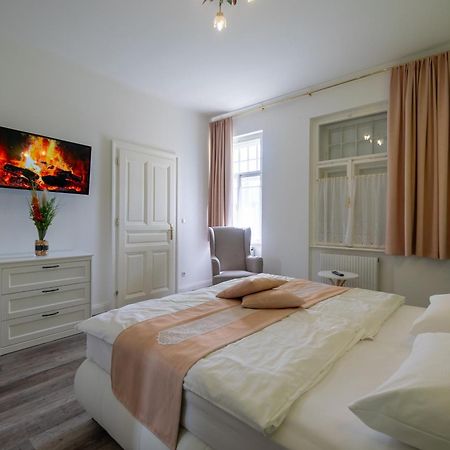 Albizia-Apartments Baden Ngoại thất bức ảnh
