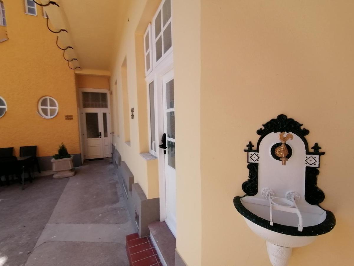 Albizia-Apartments Baden Ngoại thất bức ảnh