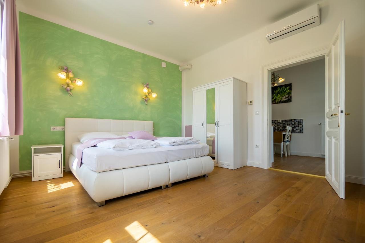 Albizia-Apartments Baden Ngoại thất bức ảnh